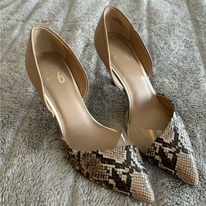 Beige Snake Print Pumps
